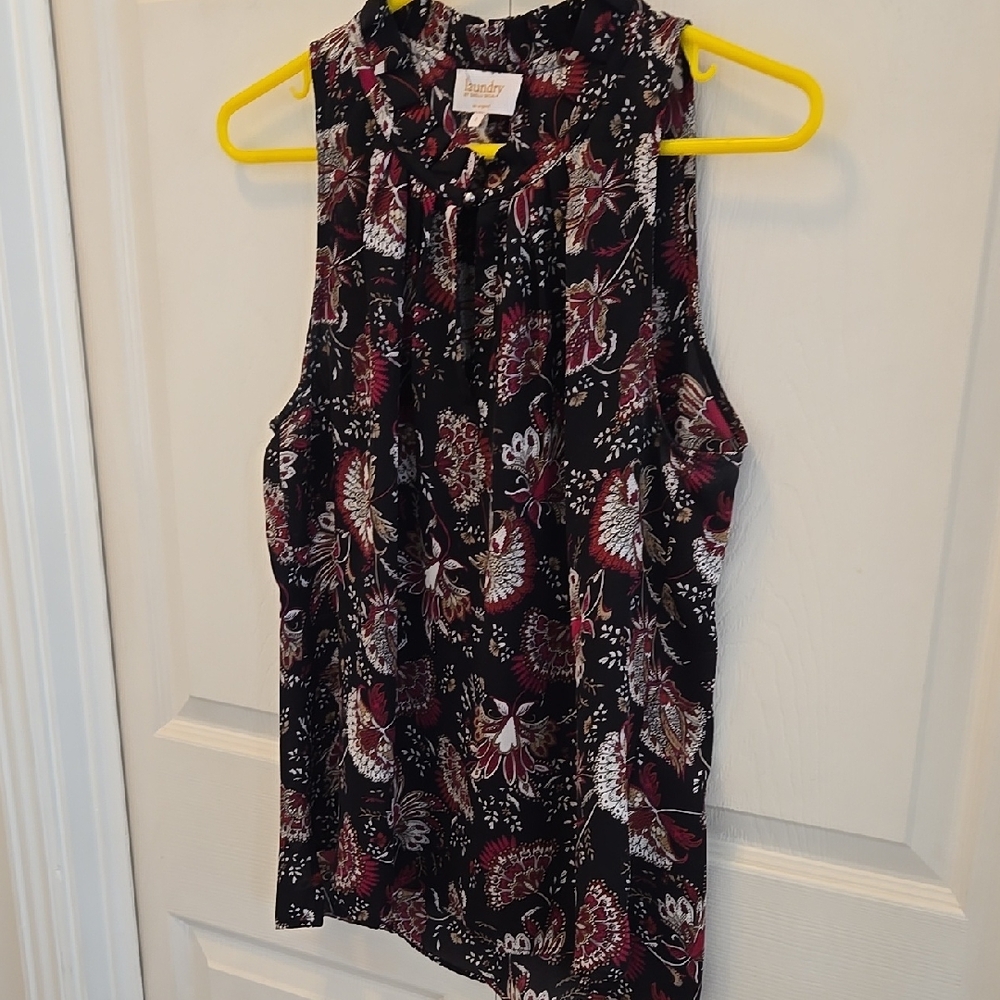 Women's Black Floral Top